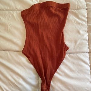 URBAN OUTFITTERS bodysuit